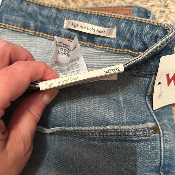 Wrangler women’s High Rise Bold Bootcut size 14 32x32 - Picture 3 of 7